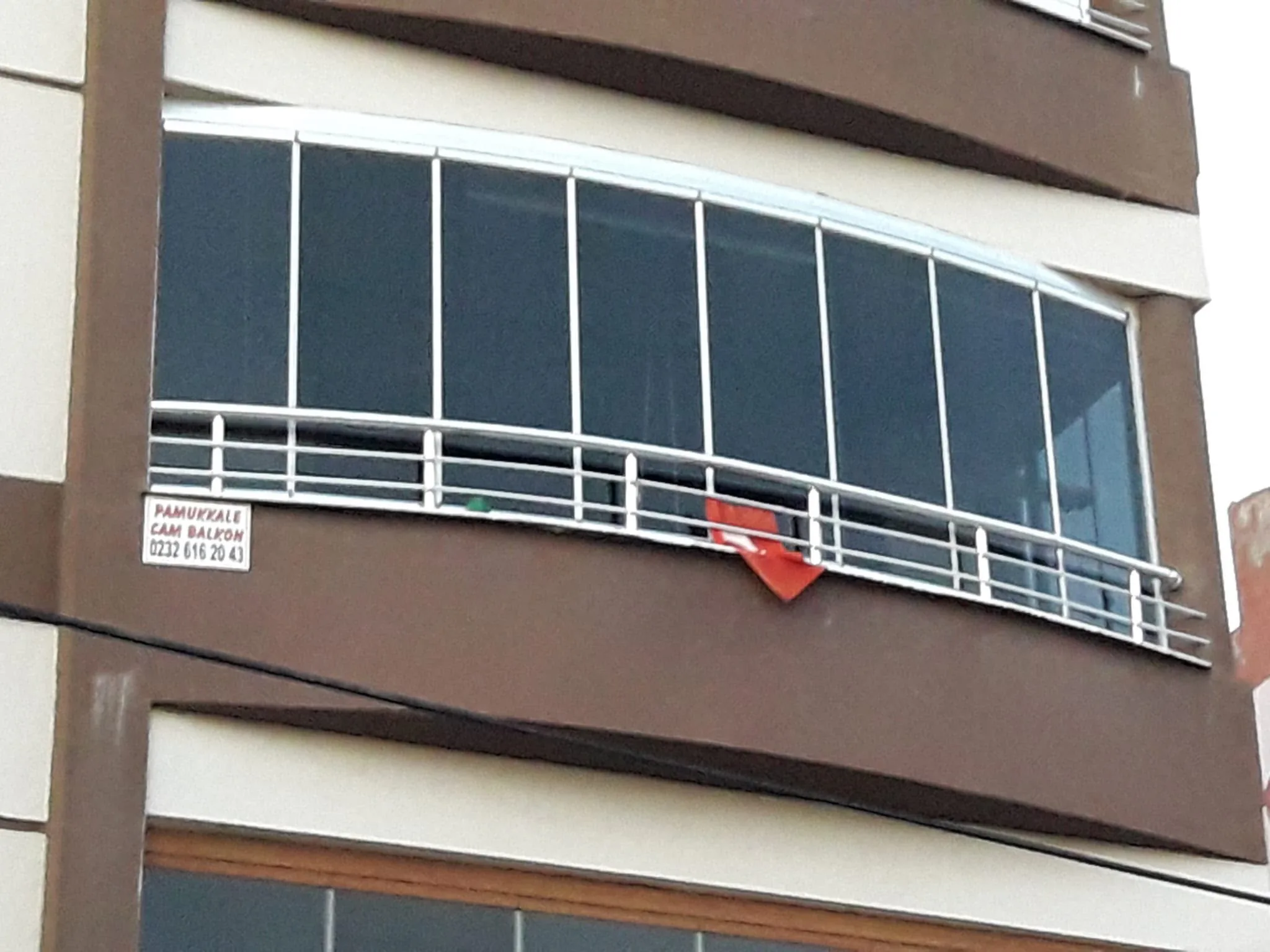 Köşe balkon camlama uygulaması